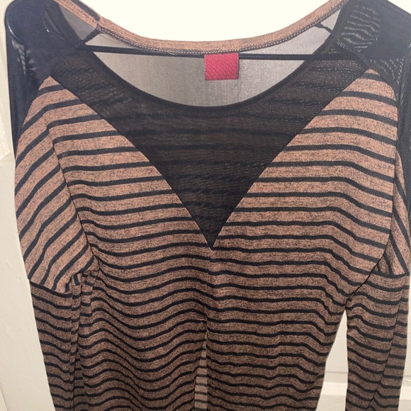 Striped top - Picture 2 of 2